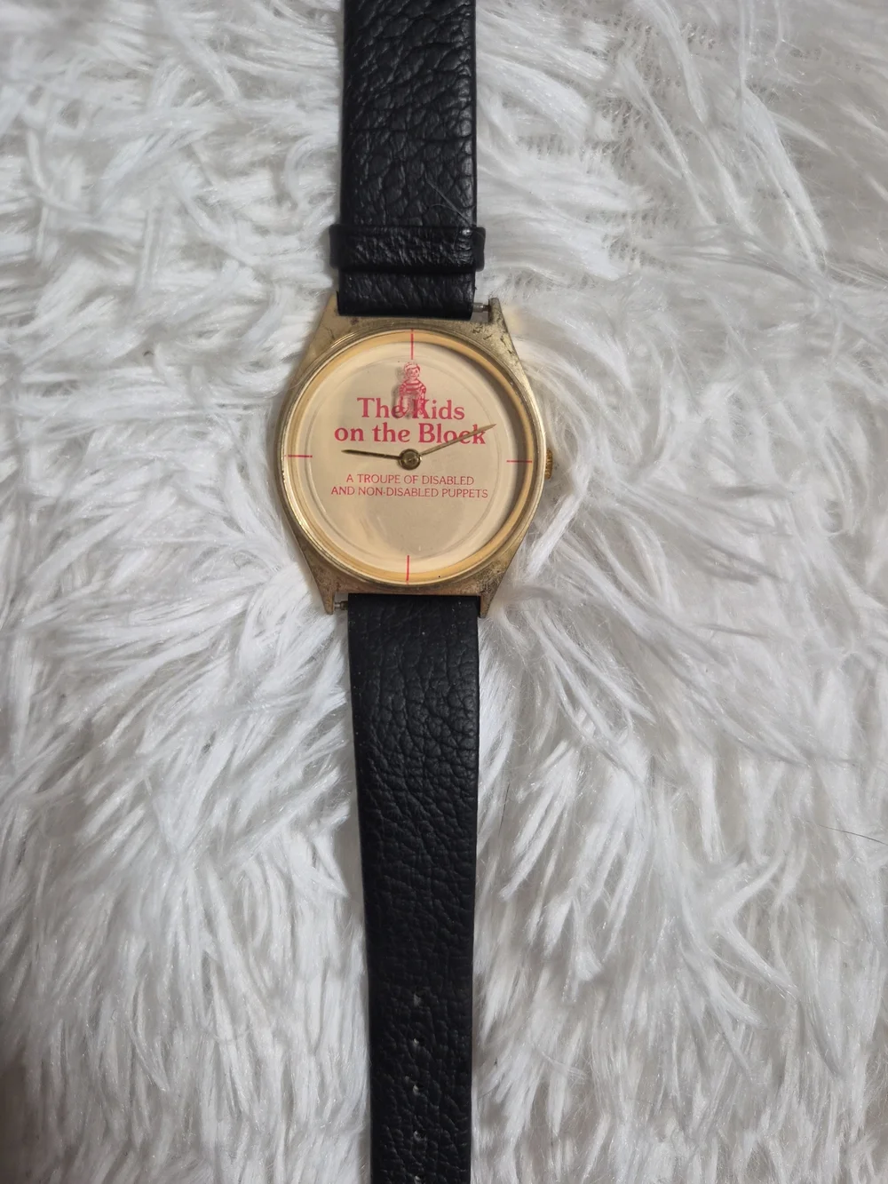 Vintage The Kids On The Block Watch Black Leather Band Gold Tone Round Face Pupp